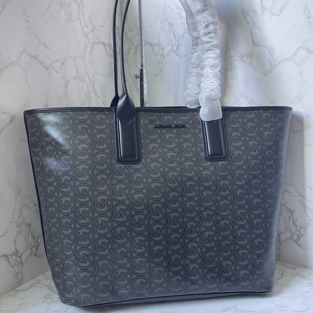 Michael Kors Jodie Large Tote - Picture 4 of 10